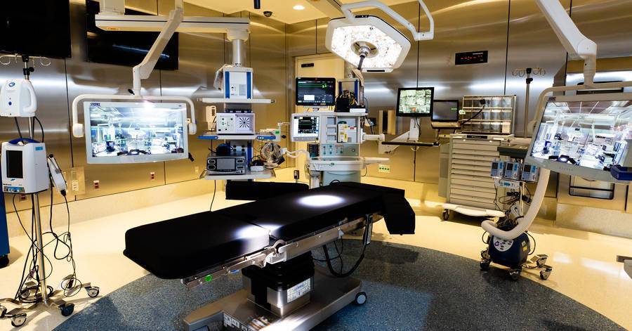 Touchscreen Solutions for Medical Device & Medical Equipment Manufacturers
